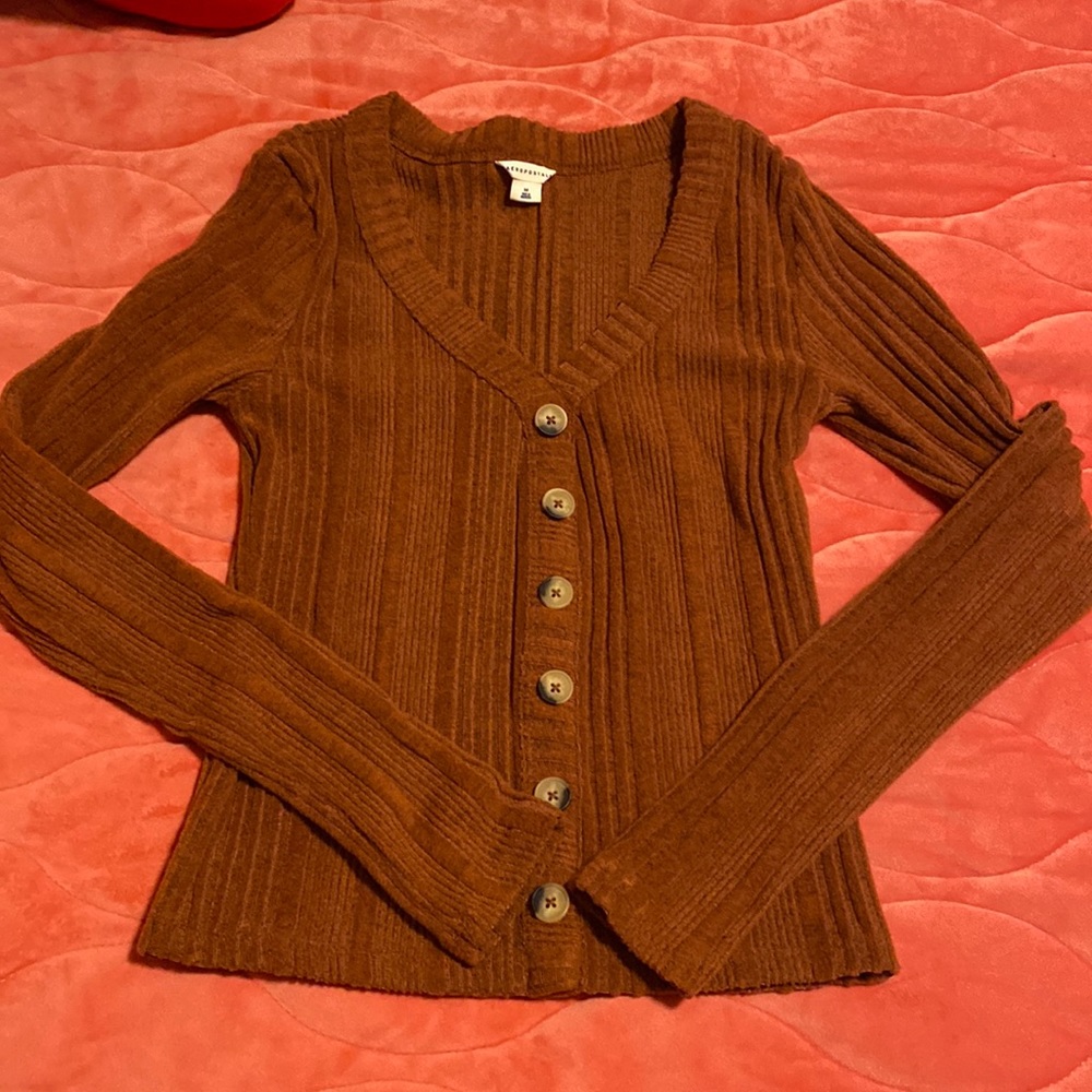 Long sleeve blouse, size medium. Great condition